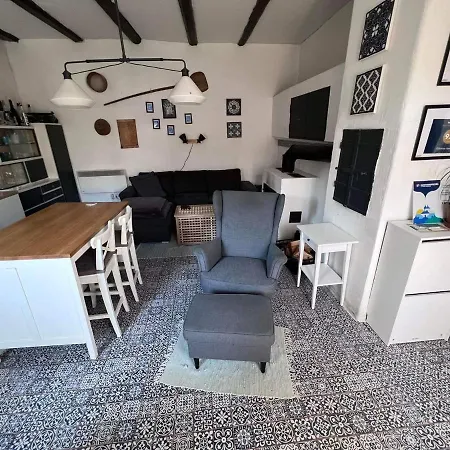 Kemencésház Apartman * Kovagoors