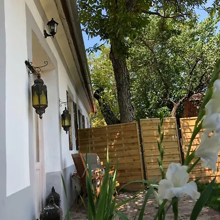 Kemencésház Apartman Casa de hóspedes