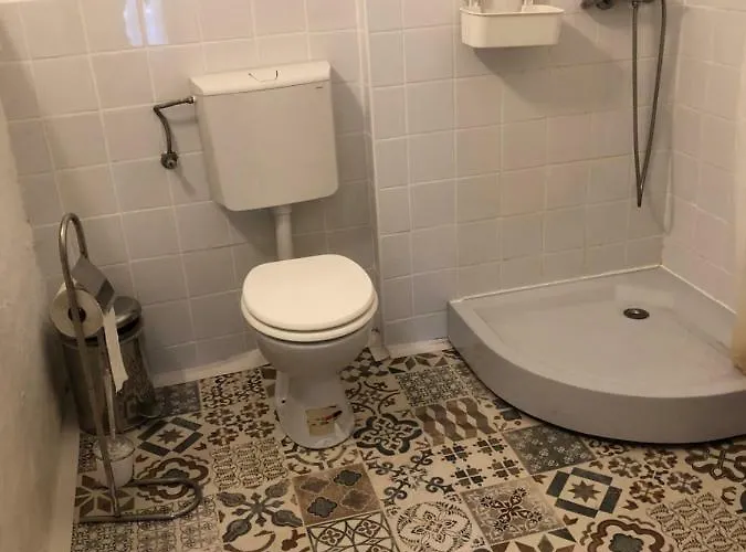 Kemenceshaz Apartman *