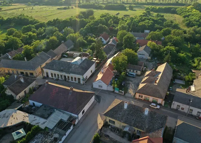 Kemencésház Apartman *